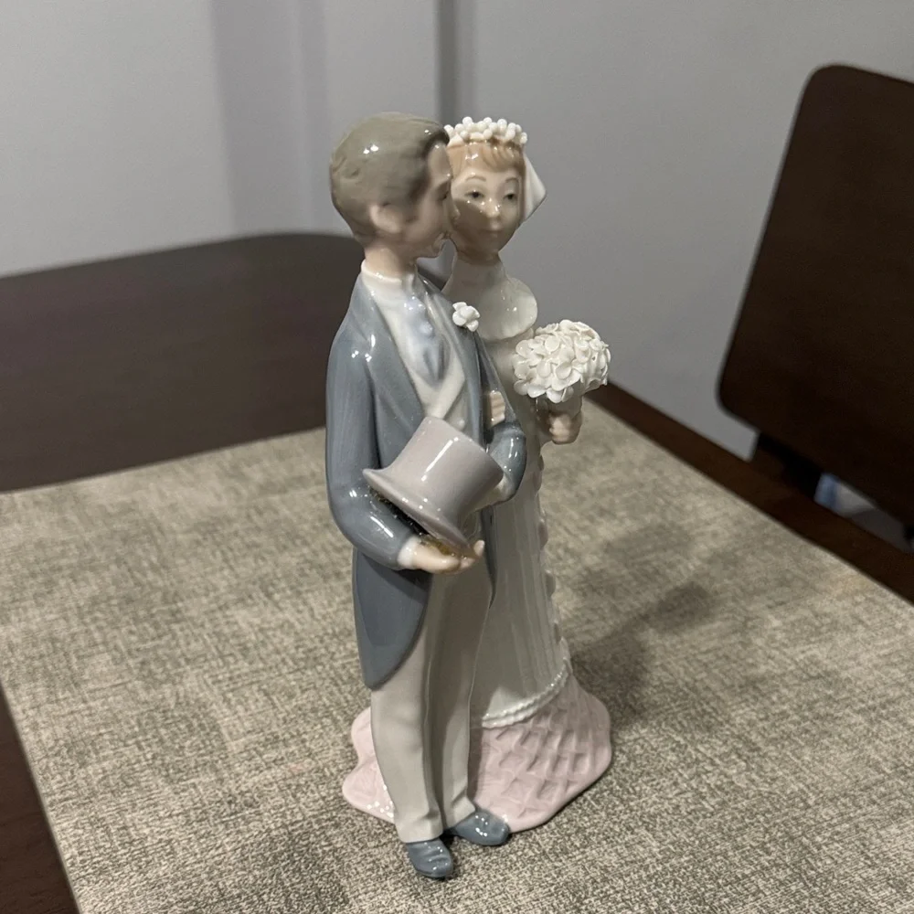 Lladro Porcelain Bride Groom Wedding Cake Topper Handmade in Spain 7.5